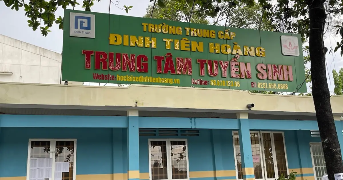 Trường Trung cấp Đinh Tiên Hoàng