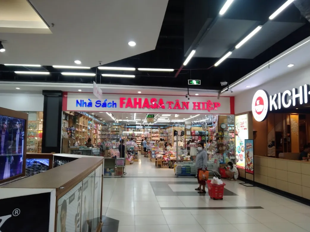 Nhà sách FAHASA Tân Hiệp