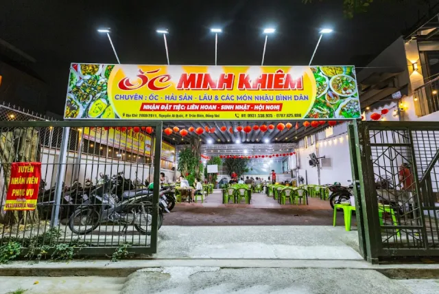 Quán ốc Minh Khiêm