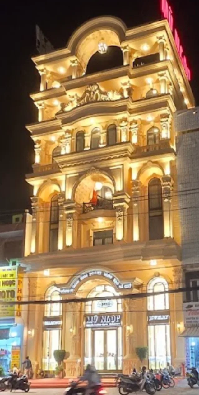Tiệm vàng Mỹ Ngọc Long Thành