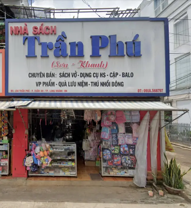 Nhà sách Trần Phú Long Khánh